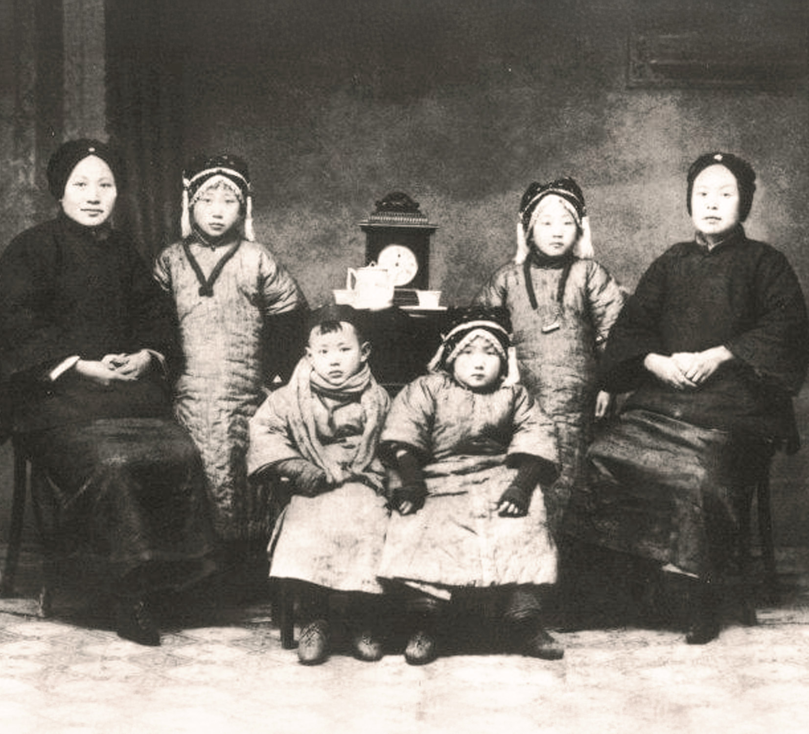 Madame Ding Xie Qing Lian en 1920 dans sa maison de thé